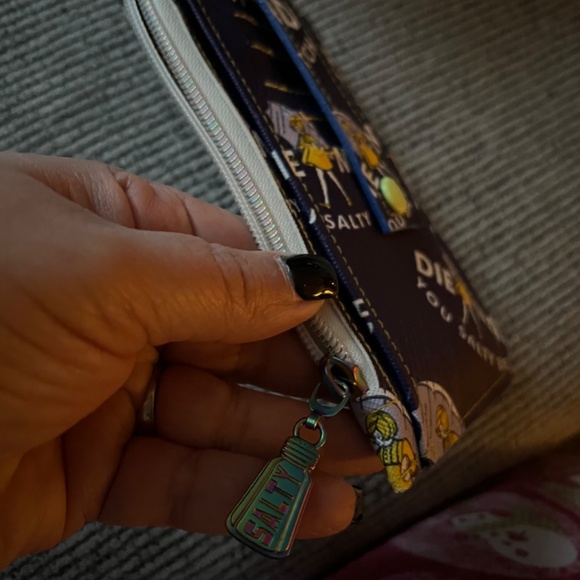 Salty wallet - Picture 8 of 9